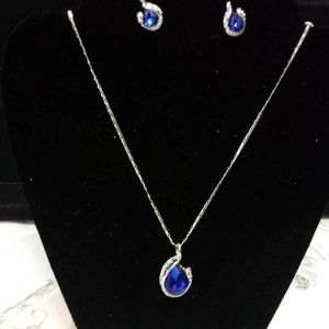 Beautiful Blue Sapphire Necklace with matching ear